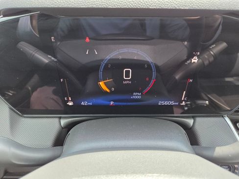 Used 2024 Chevrolet TrailBlazer LT w/ LT Cold Weather Package FWD image 30