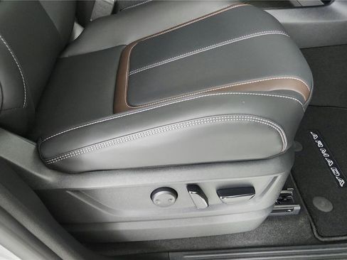 Certified 2025 Nissan Armada SL w/ Captain's Chari Seat Package AWD/4WD image 25