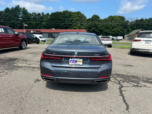 Used 2020 BMW 750i xDrive AWD/4WD image 6