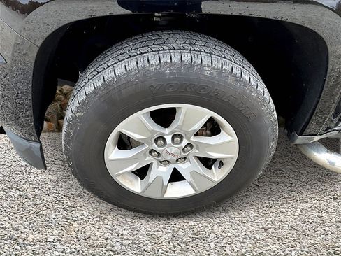 Used 2015 GMC Canyon SLE w/ SLE Convenience Package image 8