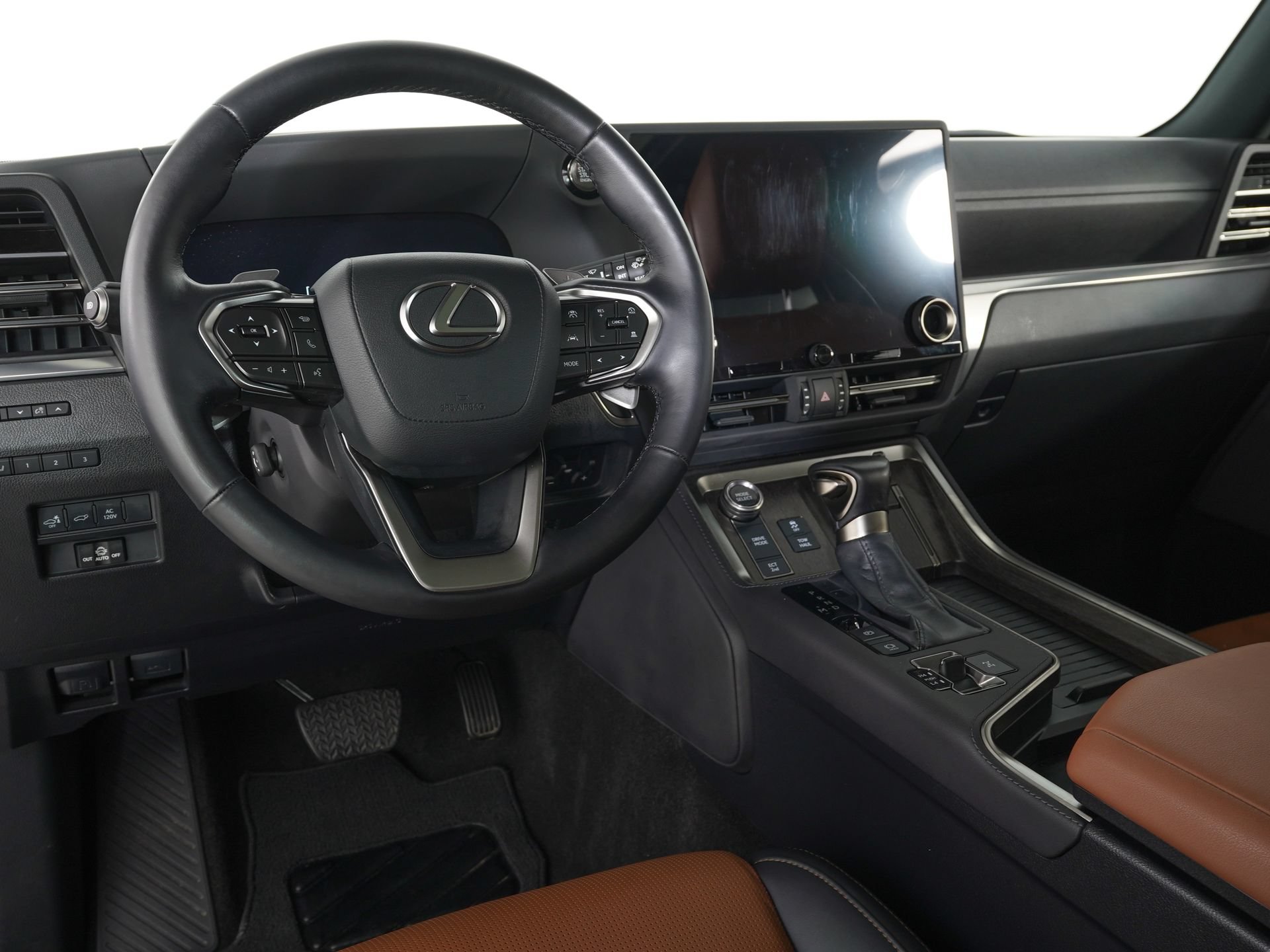 Used 2024 Lexus GX 550 w/ Accessory Package (2T) AWD/4WD image 19