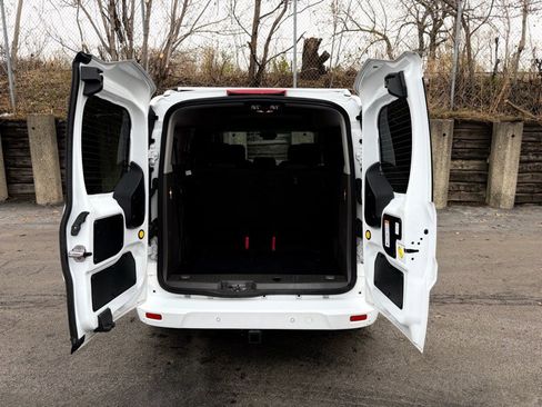 Used 2022 Ford Transit Connect XLT w/ Trailer Tow Package image 29