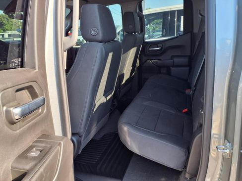 Used 2025 Chevrolet Silverado 1500 Custom AWD/4WD image 17
