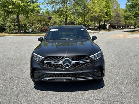 Certified 2025 Mercedes-Benz GLC 300 4MATIC image 2