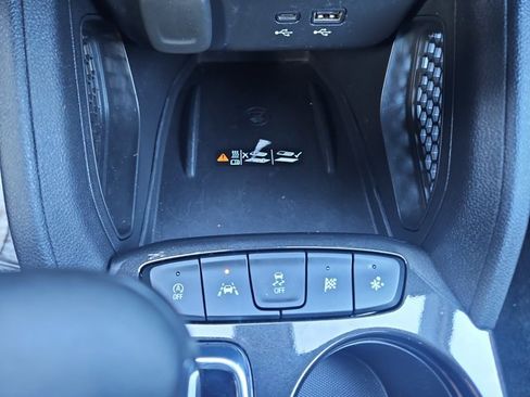 Used 2025 Chevrolet TrailBlazer RS w/ Convenience Package image 13