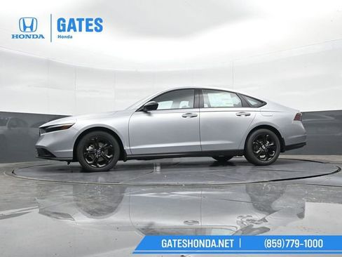 Used 2025 Honda Accord SE image 45