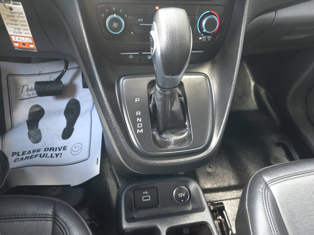 Used 2020 Ford Transit Connect XL FWD image 24