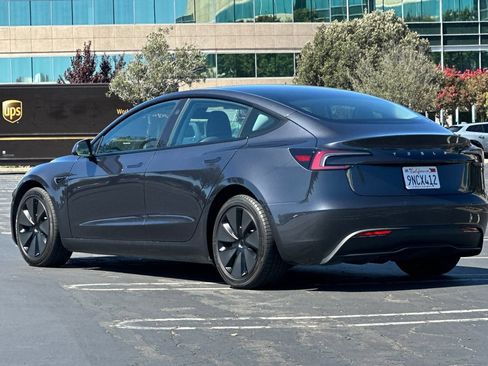 Used 2024 Tesla Model 3 Standard Range RWD image 6