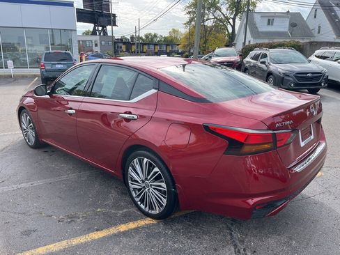 Used 2024 Nissan Altima 2.5 SL image 7