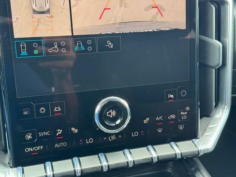 Certified 2025 GMC Acadia Elevation AWD/4WD image 19