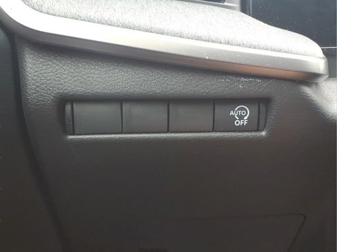 Certified 2025 Nissan Kicks SV FWD image 23