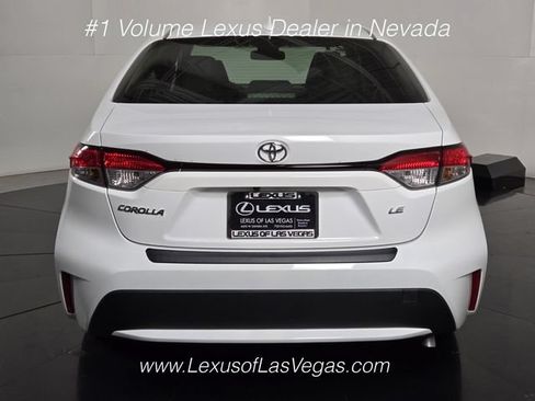 Used 2021 Toyota Corolla LE w/ LE Convenience Package FWD image 5