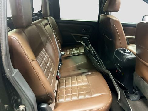 Used 2024 Nissan Titan Platinum Reserve w/ Moonroof Package image 29