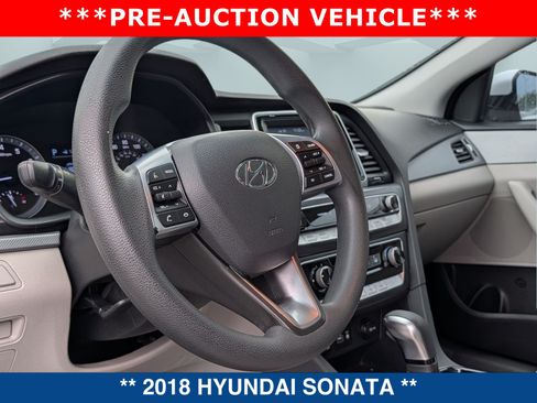 Used 2018 Hyundai Sonata SE FWD image 21