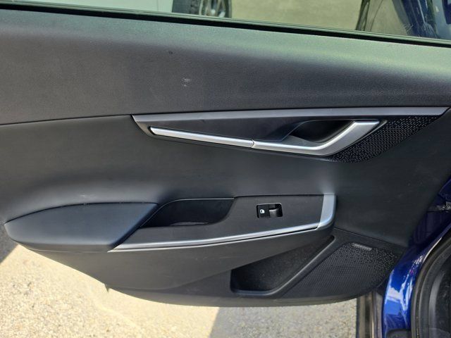 Used 2024 Kia EV6 Wind RWD image 11