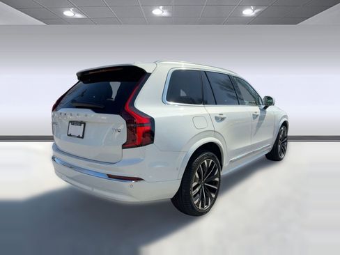 New 2026 Volvo XC90 T8 Ultra w/ Protection Package Premier image 9