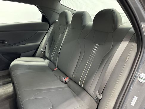 Certified 2025 Hyundai Elantra Hybrid FWD image 26