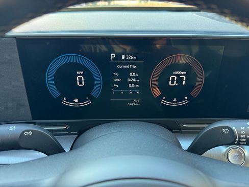 Used 2025 Hyundai Kona SEL image 45