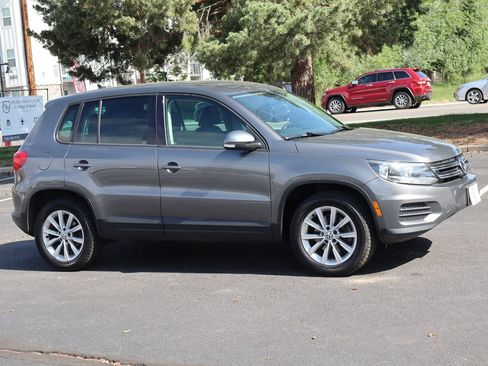 Used 2014 Volkswagen Tiguan SE AWD/4WD image 2