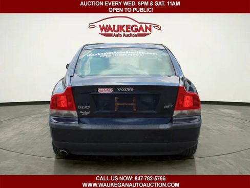 Used 2004 Volvo S60 2.5T FWD image 6