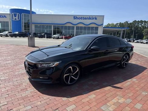Used 2020 Honda Accord Sport image 1