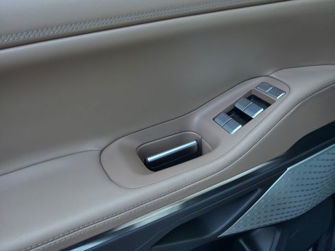 New 2026 Lincoln Navigator L Black Label AWD/4WD image 36