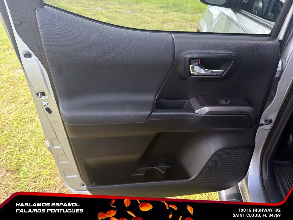 Used 2017 Toyota Tacoma TRD Sport w/ Tow Package RWD image 24