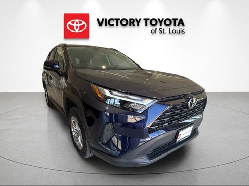 Used 2025 Toyota RAV4 XLE image 1