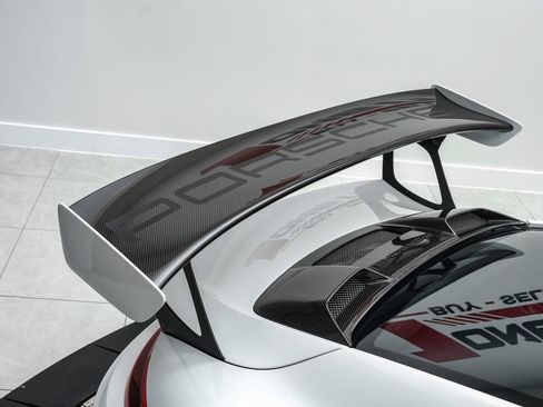Used 2018 Porsche 911 GT2 RS RWD image 52