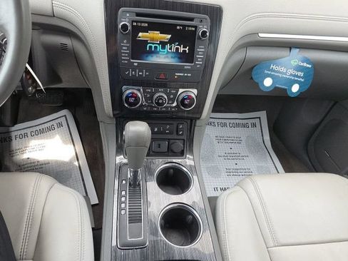 Certified 2016 Chevrolet Traverse LT FWD image 16