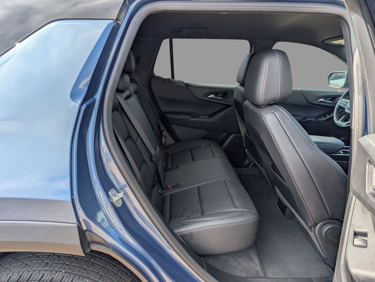 Used 2026 Chevrolet Equinox LT w/ Convenience Package II FWD image 20