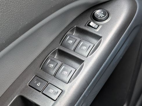 Used 2017 Chevrolet Colorado Z71 image 11