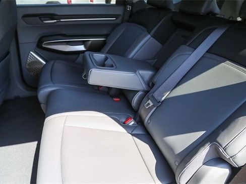 New 2026 Kia EV9 Light image 16