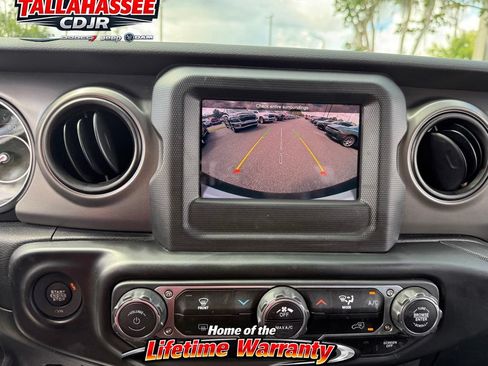 Used 2022 Jeep Wrangler Sport AWD/4WD image 24