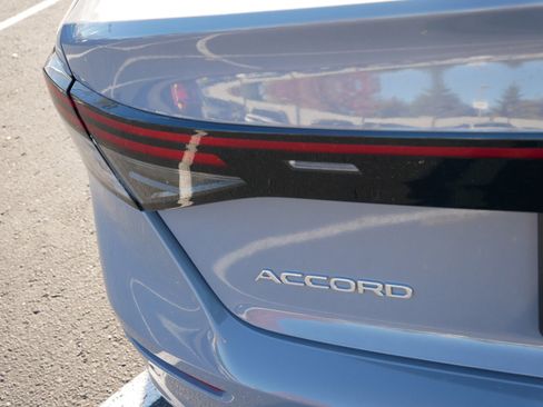 Certified 2025 Honda Accord EX-L image 17