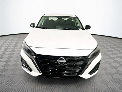 New 2026 Nissan Altima 2.5 SV FWD image 4