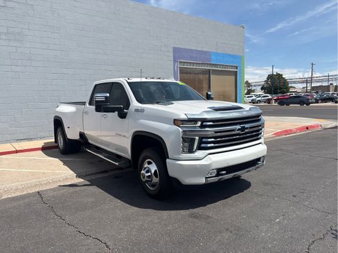 Used 2022 Chevrolet Silverado 3500 High Country w/ Safety Package II AWD/4WD image 8