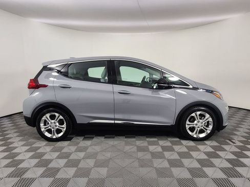 Used 2020 Chevrolet Bolt LT FWD image 6