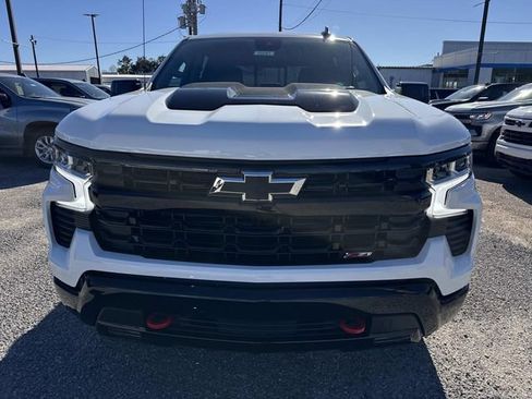 New 2026 Chevrolet Silverado 1500 LT Trail Boss w/ Convenience Package II image 2