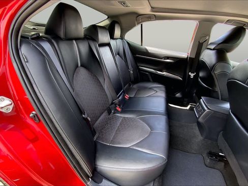 Used 2023 Toyota Camry XSE FWD image 19