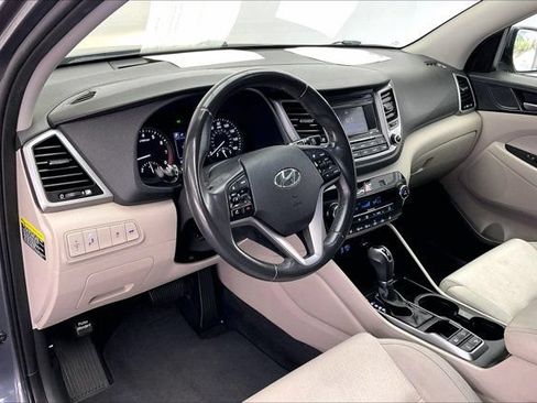 Used 2017 Hyundai Tucson Value AWD/4WD image 14