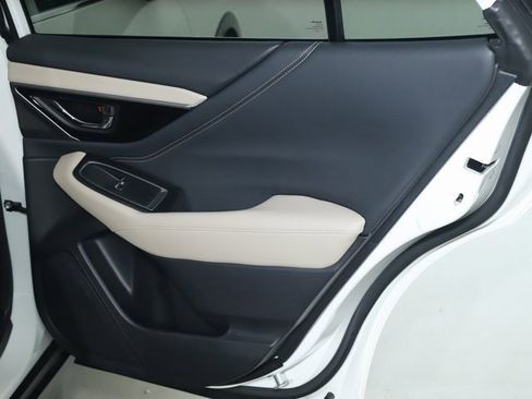 Used 2020 Subaru Outback Limited image 31