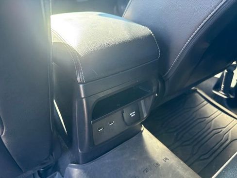 Used 2022 Ford Ranger Lariat w/ Tremor Off-Road Package AWD/4WD image 27