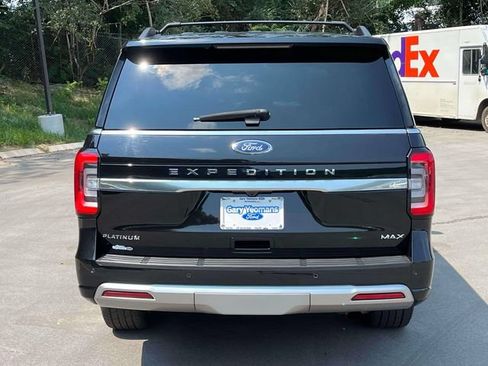 Used 2024 Ford Expedition Max Platinum AWD/4WD image 4