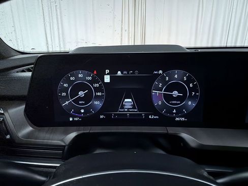 Used 2024 Kia Telluride SX Prestige w/ Towing Package image 10