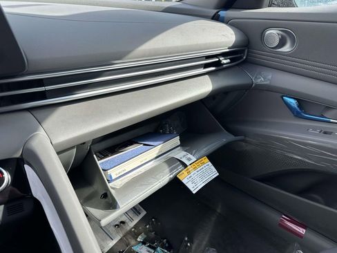 New 2026 Hyundai Elantra Sport FWD image 17
