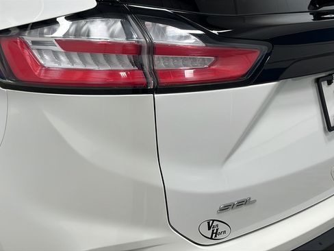 Used 2023 Ford Edge SEL w/ Convenience Package AWD/4WD image 40