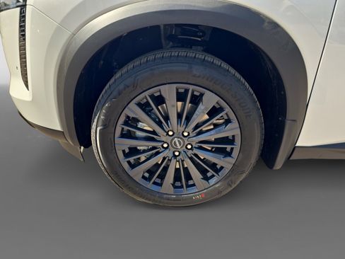 New 2026 Nissan Pathfinder SL AWD/4WD image 9