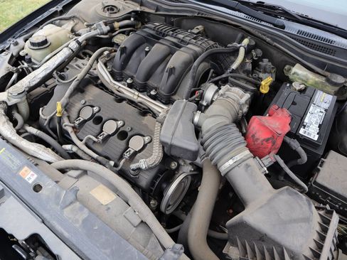 Used 2010 Ford Fusion SE image 37