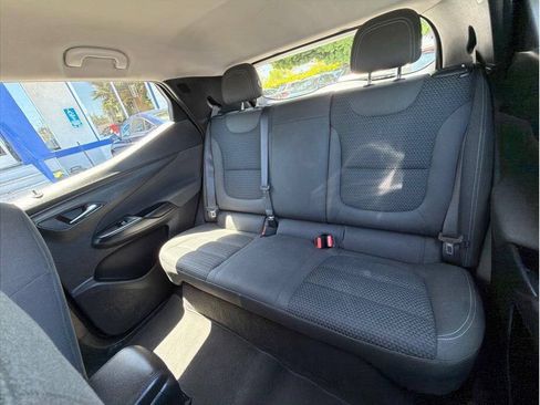 Used 2023 Chevrolet Bolt EUV LT w/ Driver Confidence Package FWD image 17
